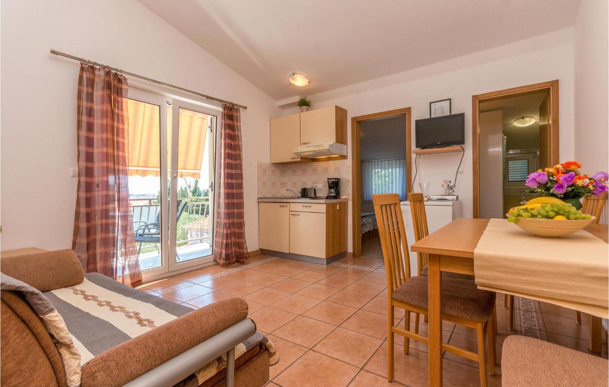 Stunning Apartment In Sveti Filip I Jakov Eksteriør bilde